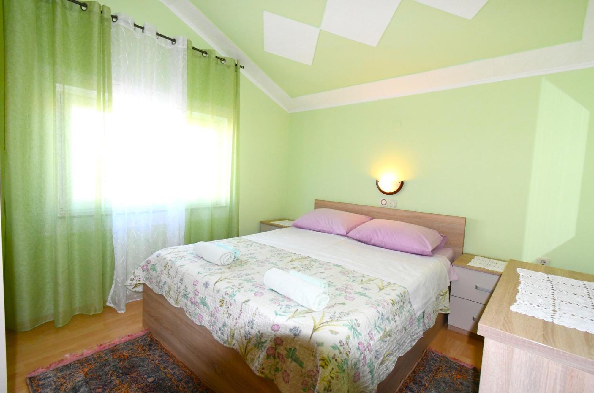 Lopar 239 Hotel ภายนอก รูปภาพ
